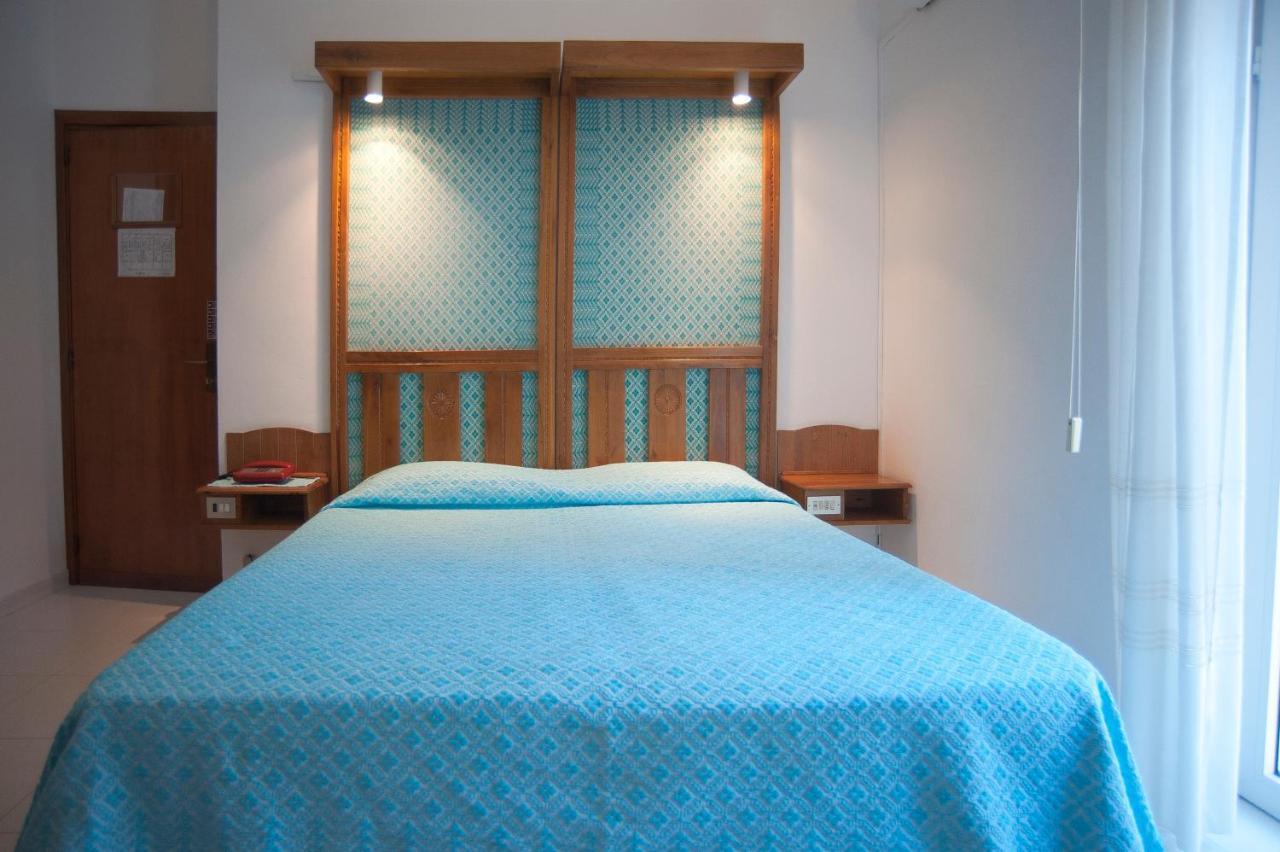 Albergo Miramare Cala Gonone Zewnętrze zdjęcie