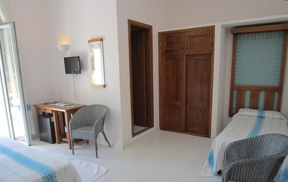 Albergo Miramare Cala Gonone Zewnętrze zdjęcie