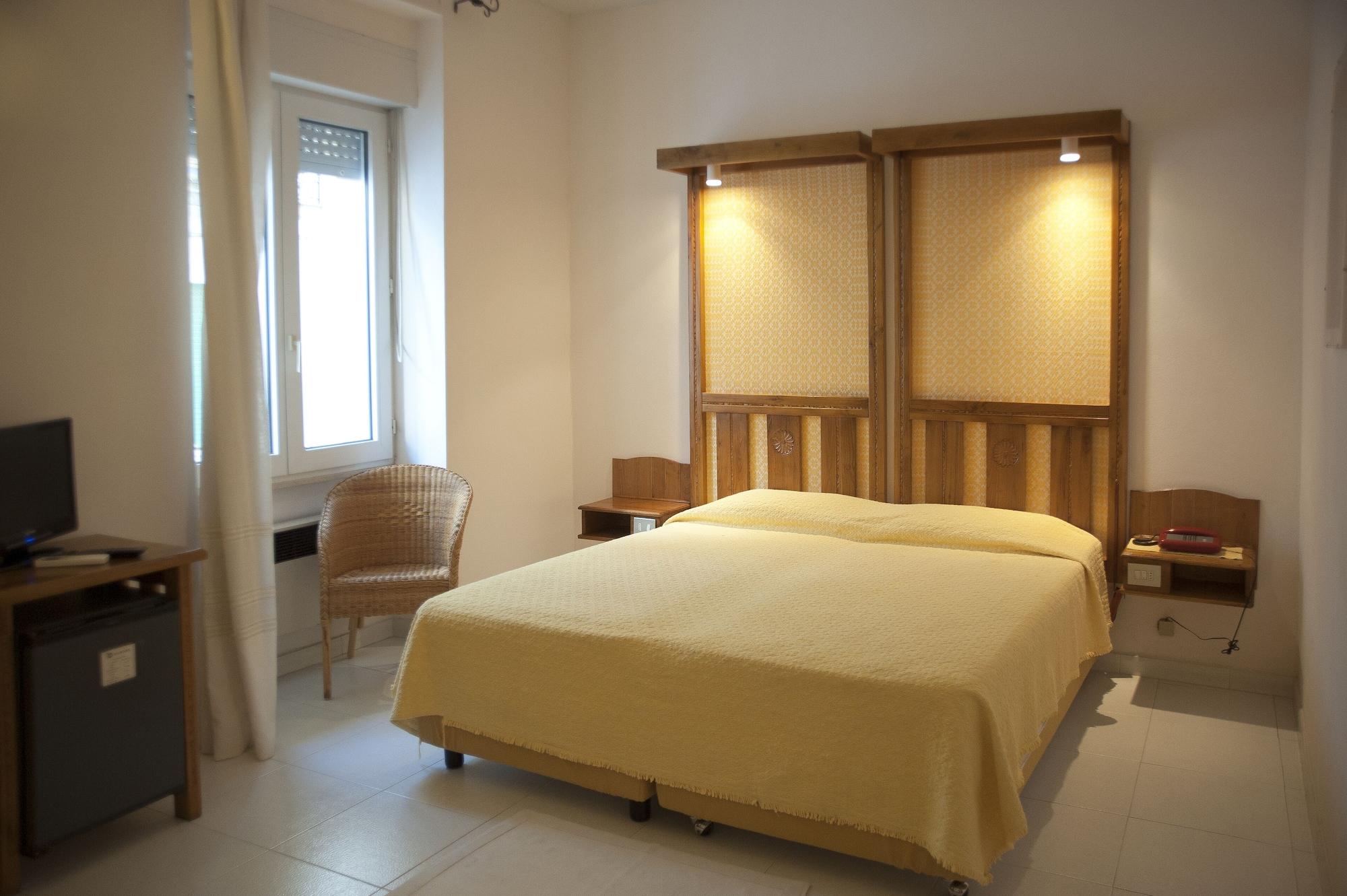 Albergo Miramare Cala Gonone Zewnętrze zdjęcie